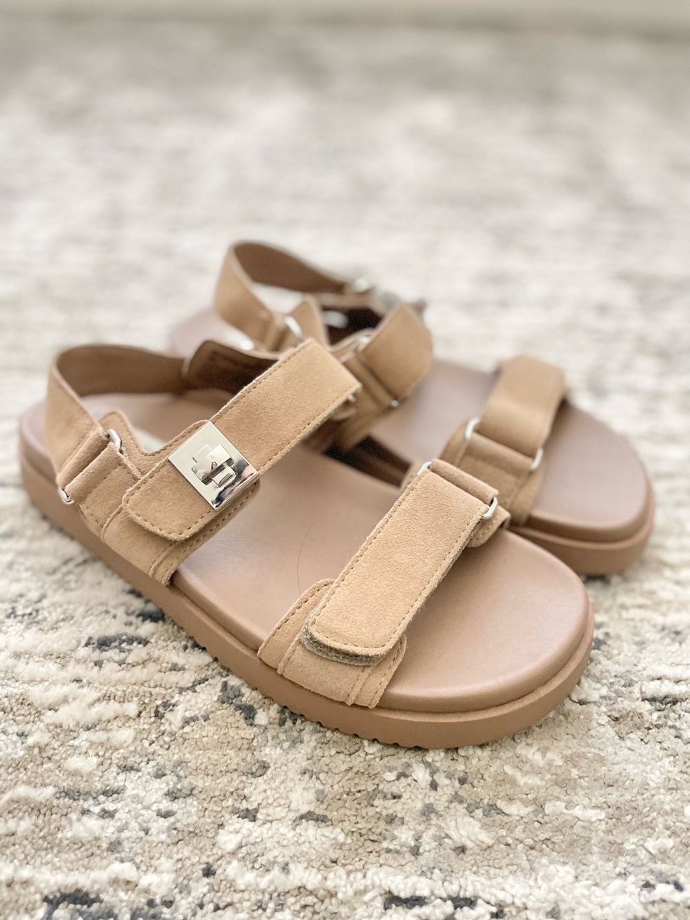Steve Madden Mona Flatform Sandals Suede Leather size 8 Tan